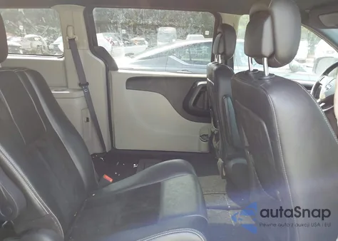 2017 Dodge Grand Caravan Sxt z USA, uszkodzony, nr VIN 2C4RDGCG8HR600022